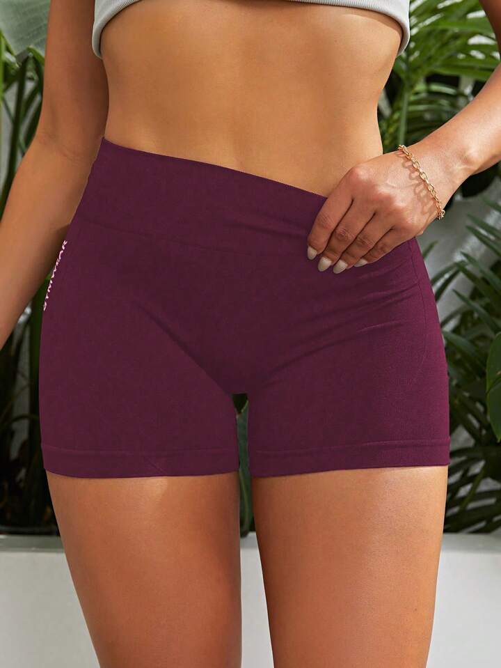 Letter Graphic Wideband Waist Sports Shorts Legging Shorts